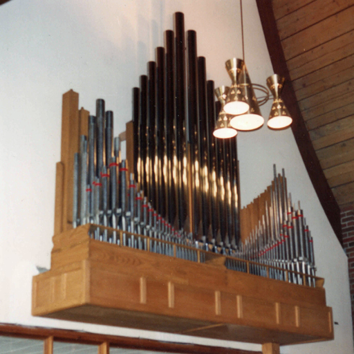 Owen Sound, Our Saviour Lutheran, new organ by Blair Batty